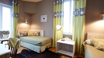 2-4 PERSON SUITE - 2 SEPARATE BEDROOMS (FROM € 120)